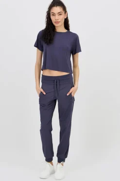 Camiseta Crop Doone