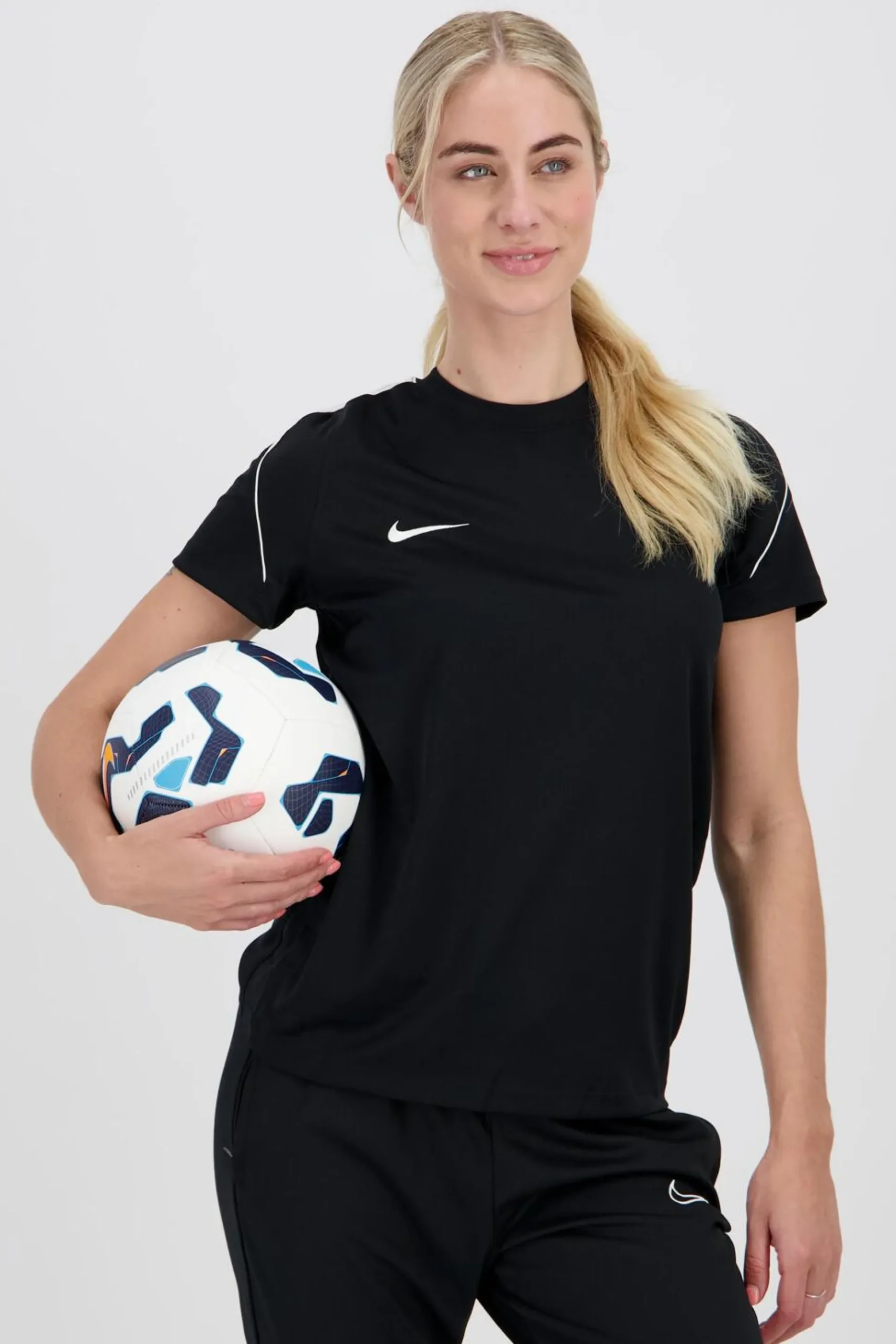 Camiseta Nike Strike 26