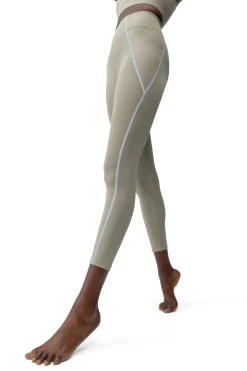 Malla Deportiva De Mujer Luna Born Living Yoga
