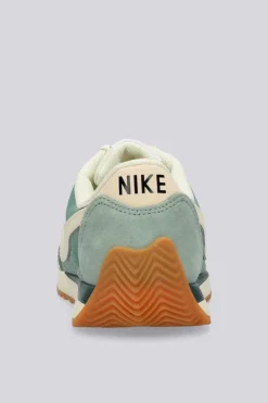 Nike Pacific