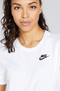 Nike Sportswear Club