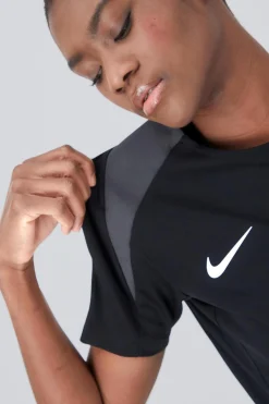 Nike Strike