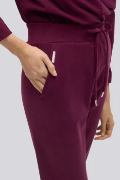 Pantalón Jogger Ysabel Mora Textura Burdeos