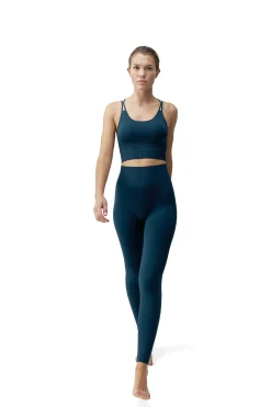 Top De Mujer Kamay Born Living Yoga