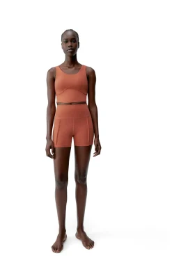 Top Deportivo De Mujer Sayani Born Living Yoga