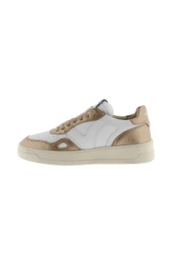 Zapatillas De Efecto Piel Victoria Seul Con Piezas Metalizadas En Contraste Y Cordones A Juego